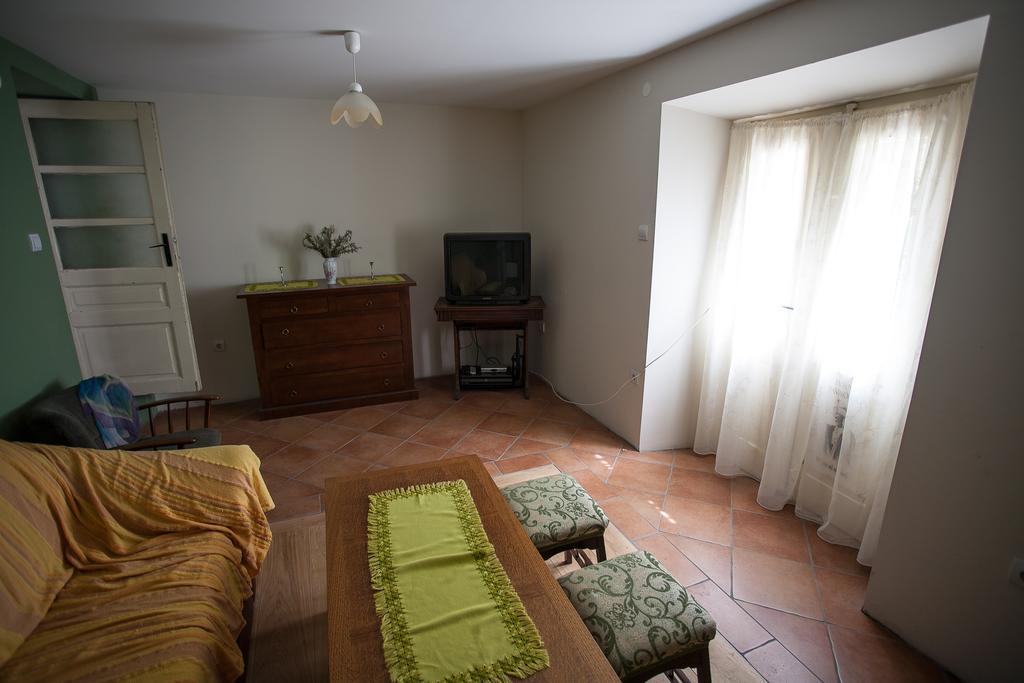 Holiday Home Mihovilovic Премантура Стая снимка